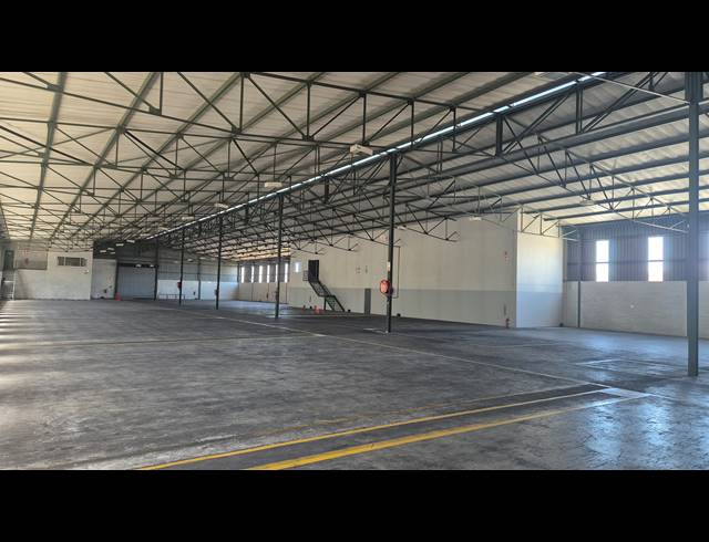 3,660M² WAREHOUSE TO LET IN WHITE RIVER INDUSTRIAL